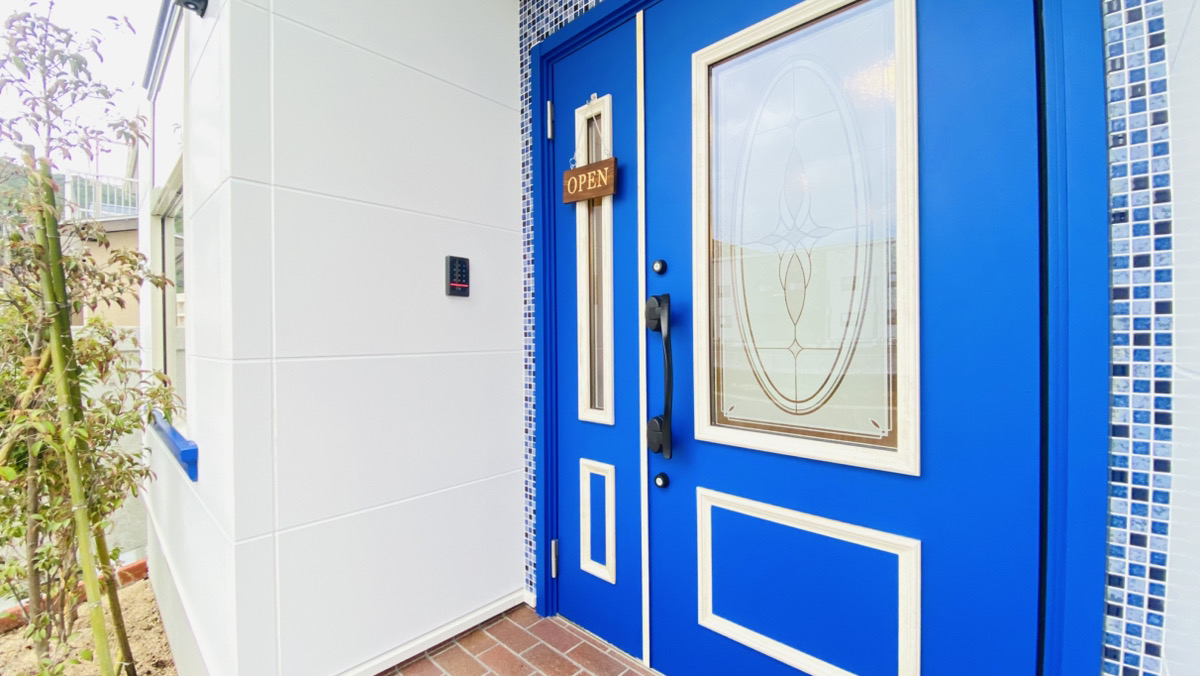 セキュリティー玄関ドア